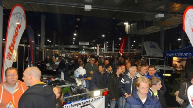Bij de ingang is het vaak al dringen geblazen