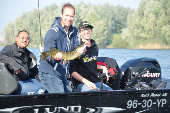 Vissen en vangen tijdens de Pike Experience