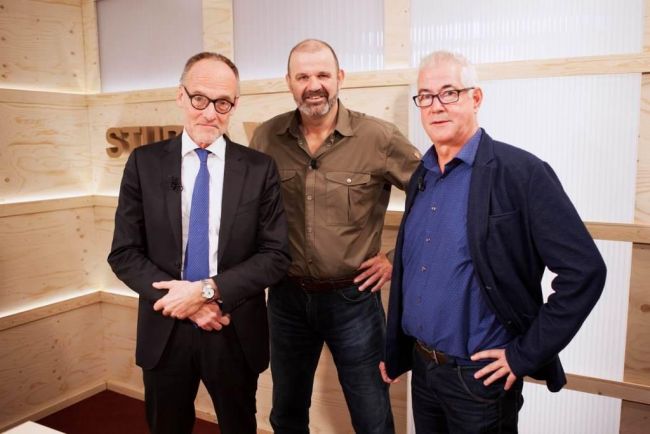 Jan Kruithof (links) en Alex Willems over vissen als gezonde hobby