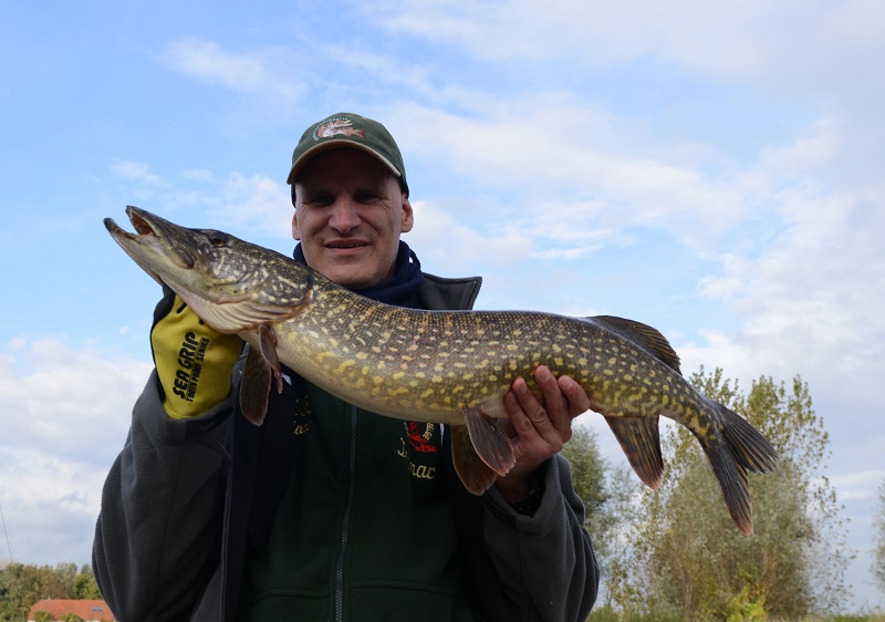 Snoek_90_Zwarte_Water_23-10-2013